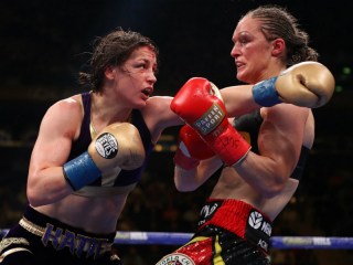 Katie Taylor and Delfine Persoon 